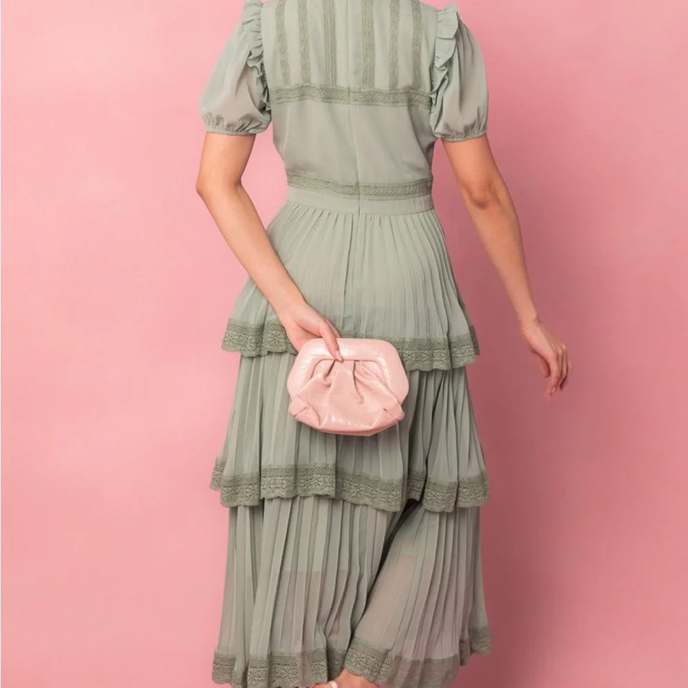 Ivy City Co Green Ruffled Midi Dress with Puff Sleeves New - Picture 4 of 13
